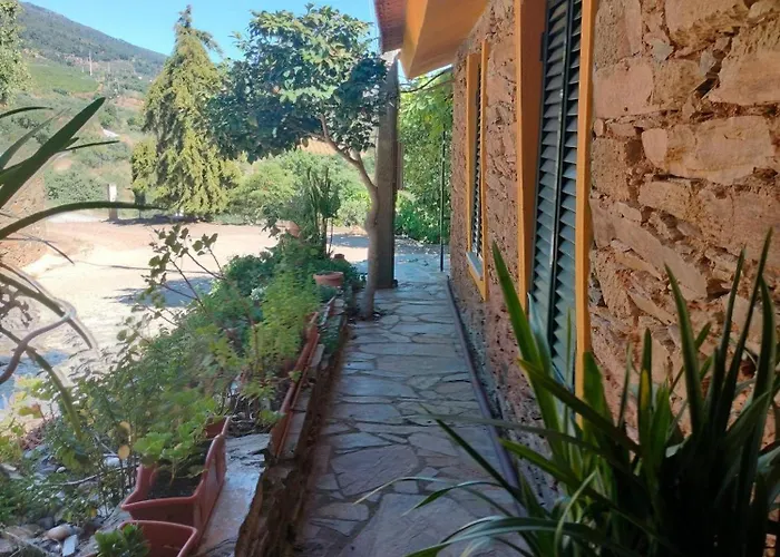 Landsted Casa De Canelas - Refugio Terroir Acoreira